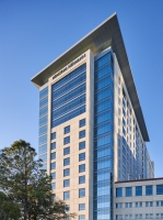 Critical care tower
