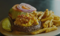 The Indiana-based sports bar is known for its burgers, wings and beer. (Courtesy Stacked Pickle)