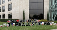 Tomball Yard Greetings provides rental greeting signs that can be placed in yards. The business has recently placed signs at HCA Houston Healthcare Tomball to honor health care workers during the coronavirus outbreak. (Courtesy Tomball Yard Greetings)