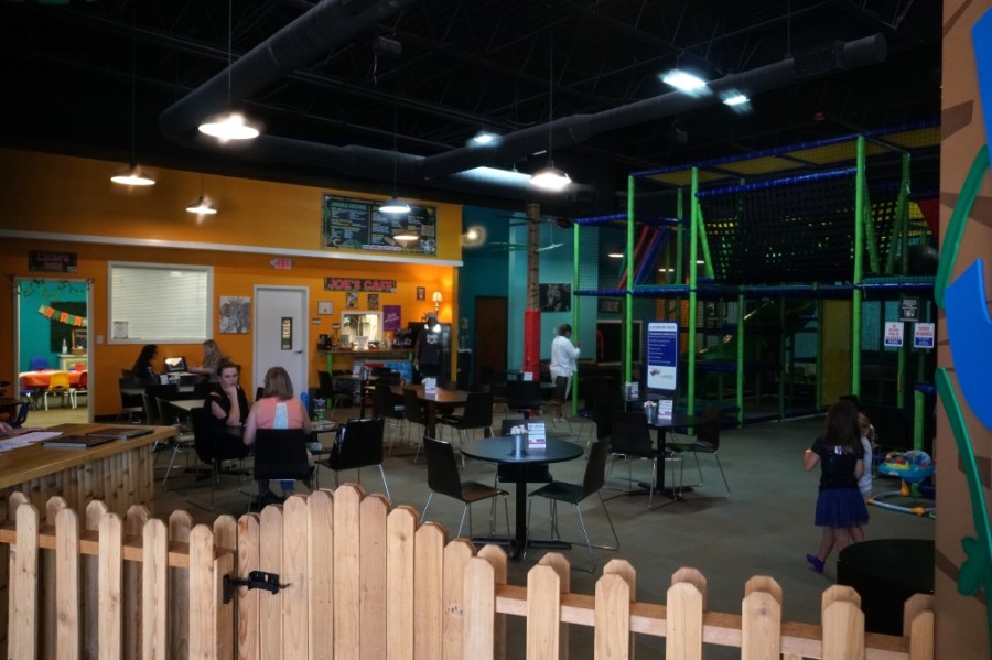 Jungle Joe’s offered indoor play areas for children and a health-conscious menu for adults. (Courtesy Jungle Joe's)