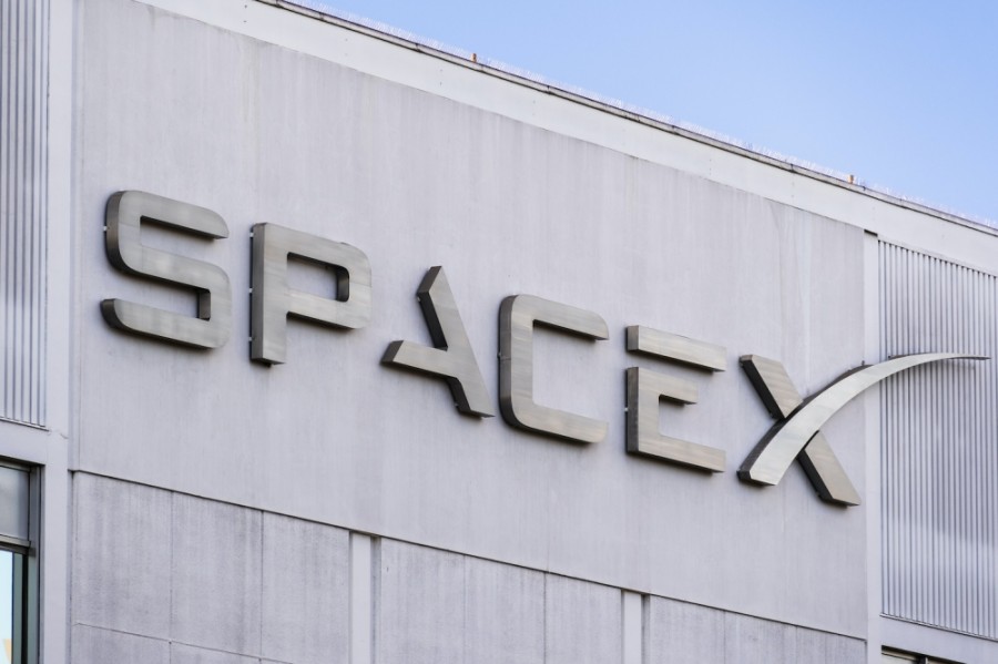 Photo of a SpaceX sign