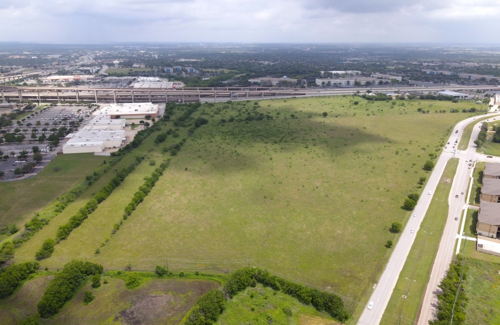 A 65.5-acre site in Round Rock is primed to become a mixed-use development. (Warren Brown/Community Impact Newspaper)