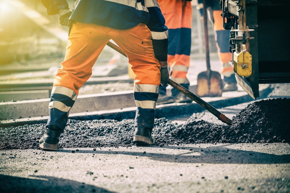 Officials with the Texas Department of Transportation said the completion date for the Loop 494 reconstruction project has been delayed to the second quarter of 2022 due to weather and the ongoing utility issues. (Courtesy Adobe Stock)