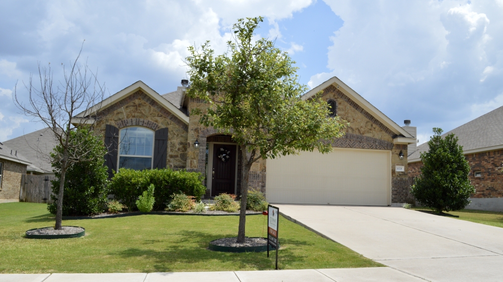 July home sales in Leander decreased 31.1% from 2020. Pictured is a Leander home for sale in late July. (Taylor Girtman/Community Impact Newspaper)
