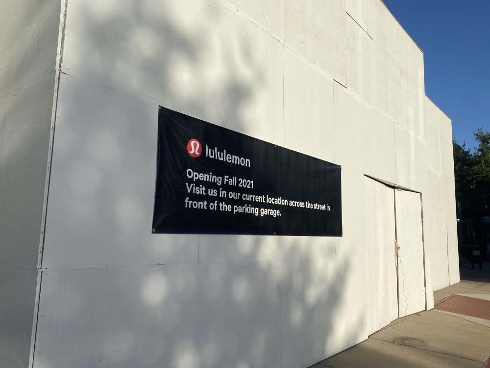 The new Lululemon Athletica location will open this fall. (Ally Bolender/Community Impact Newspaper)