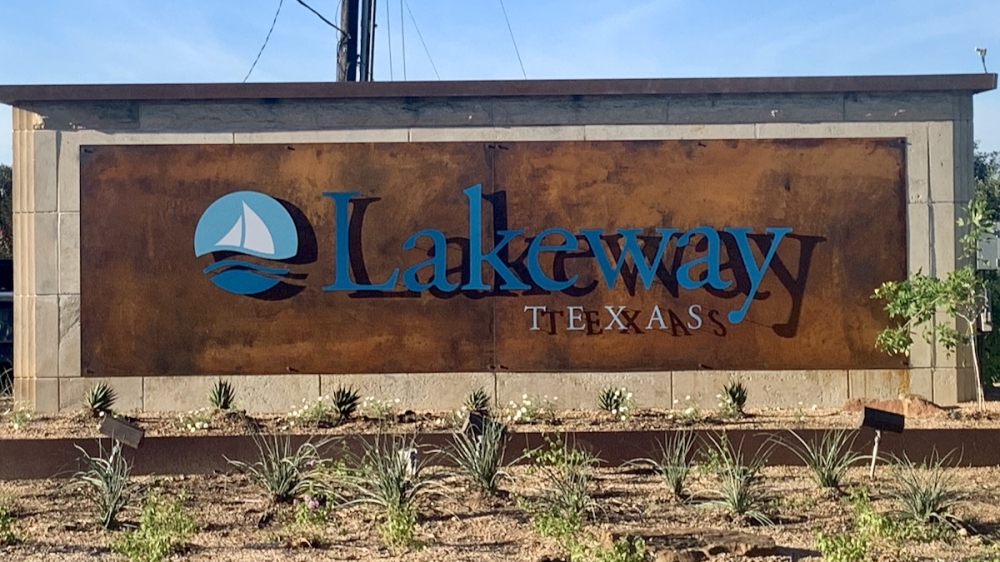 Lakeway city council members will consider Oct. 18 rezoning acreage along Lohmans Crossing as part of a proposal to develop The Square at Lohmans. (Greg Perliski/Community Impact Newspaper)