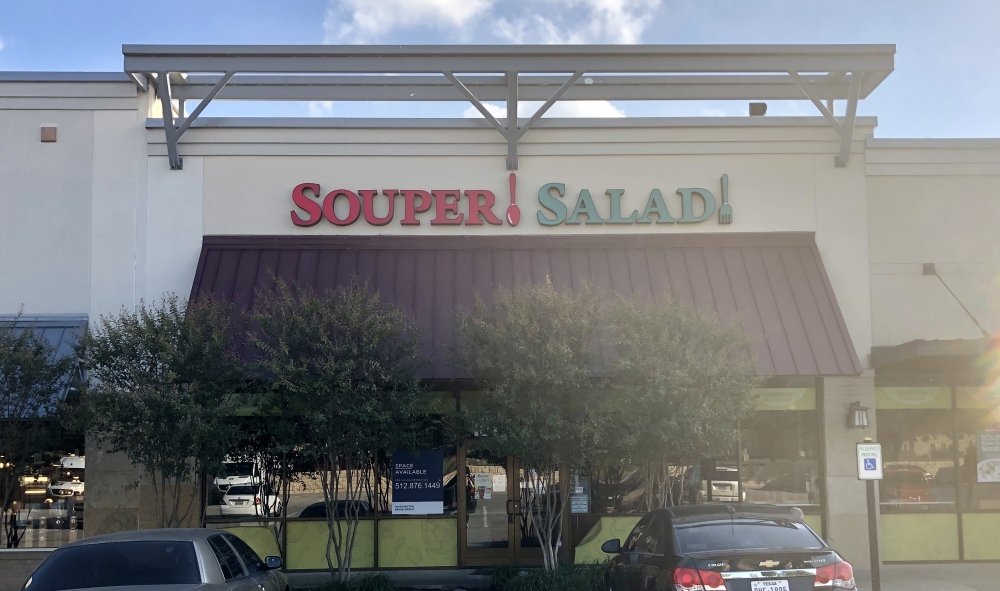 Souper Salad at University Drive has closed. (Brittany Andes/Community Impact Newspaper)