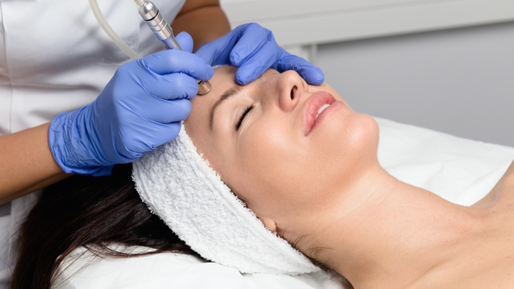 The business offers corrective treatments such as facials, hydrafacials, microdermabrasion, chemical peels, light therapy, acne treatments and skin rejuvenation. (Courtesy Adobe Stock)