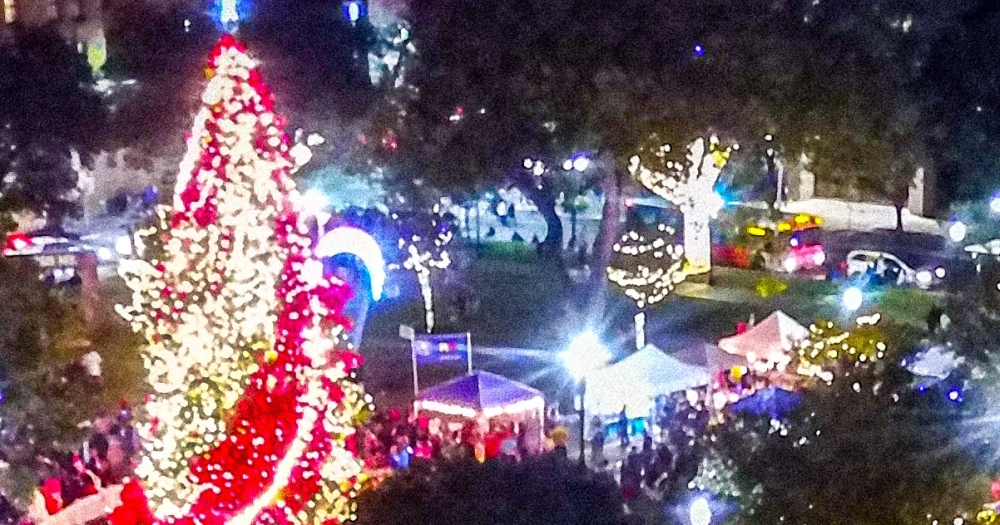 The annual Christmas tree lighting in Travis Park is among several holiday events taking place after Thanksgiving in the downtown San Antonio park. (Courtesy Michael Cirlos/Centro San Antonio)