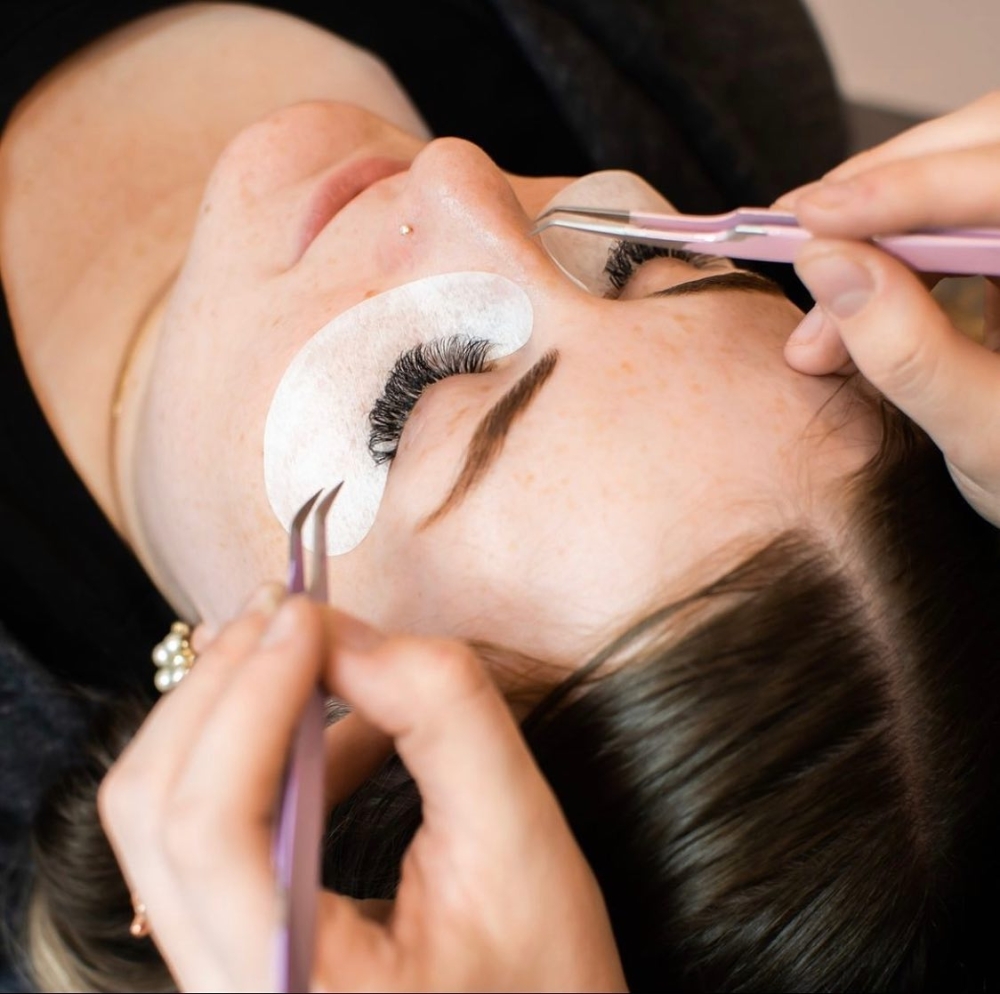 The beauty company specializes in eyelash extensions and strives to provide a beauty experience that amplifies the clients' natural beauty in a friendly, luxurious environment. (Courtesy Deka Lash) 