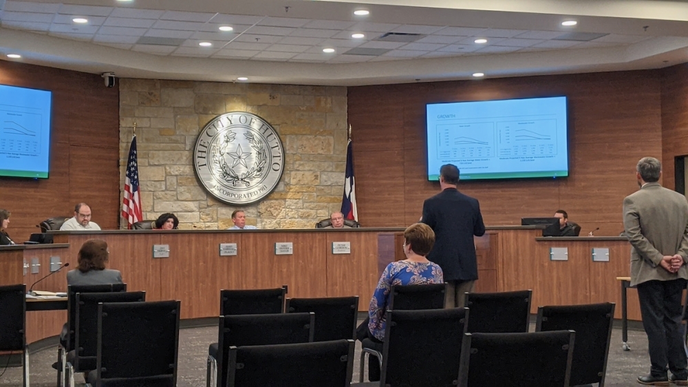 Hutto City Council will vote a second time to approve reduced water fees and other fee amendments Dec. 16. (Carson Ganong/Community Impact Newspaper)