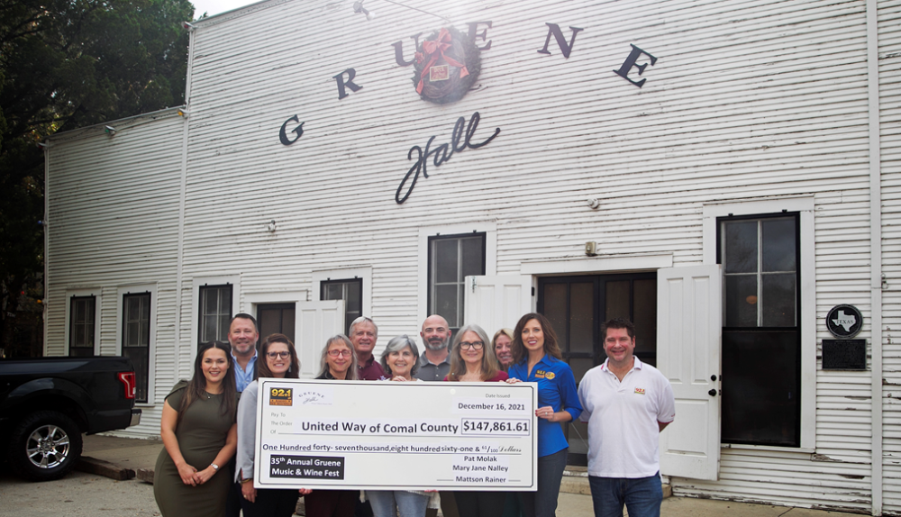 Pictured are, from left to right, Diana Frasier of Chase Bank; Graham Haupman and Kasie Tankersley with GVEC; Marianne Rush of Moody Bank; Brian Meuth of Chase Bank; Terry Robinson and Chris Snider of the United Way of Comal County; Mary Jane Nalley with Gruene Hall; Neice Bell of the New Braunfels Herald-Zeitung; Tiffany Mayne and Mattson Rainer with KNBT 92.1 FM. (Photo courtesy Gruene Historic District/Alma Hernandez/New Braunfels Herald-Zeitung)