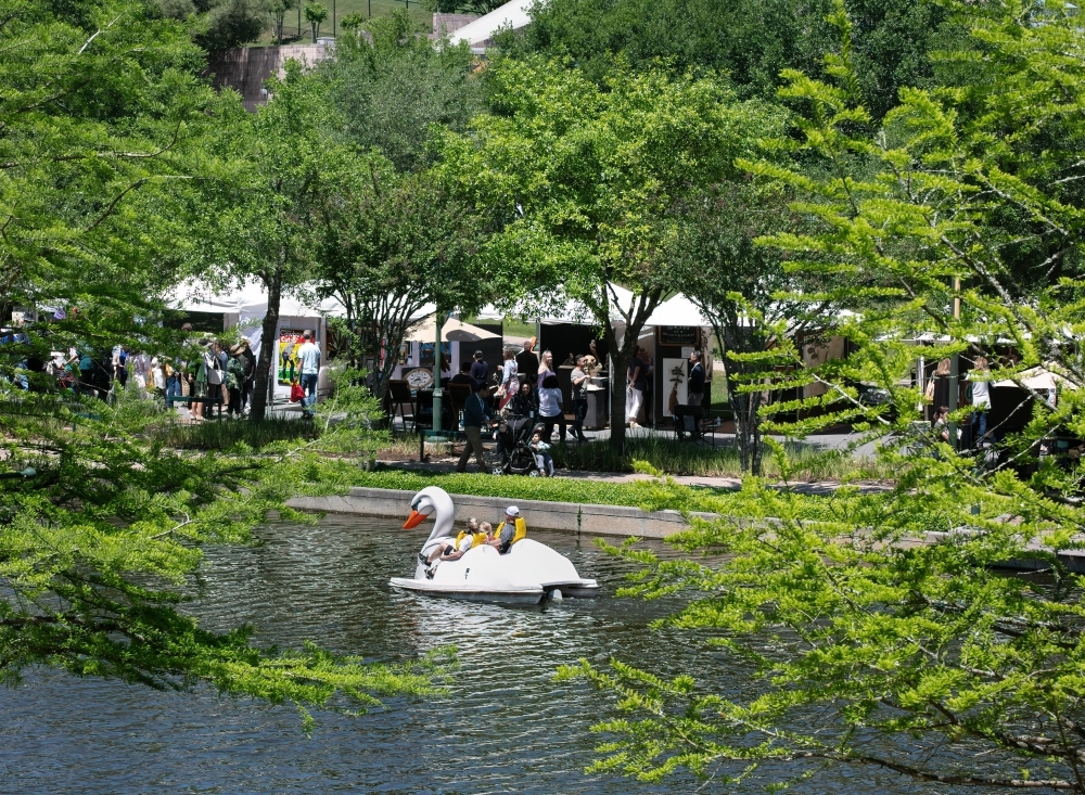 In addition to offering grants and scholarships, The Woodlands Arts Council holds the The Woodlands Waterway Arts Festival annually. (Courtesy The Woodlands Arts Council)