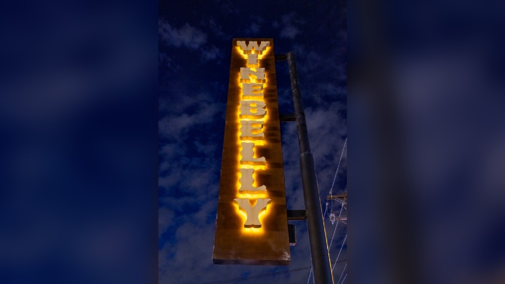 Winebelly sign