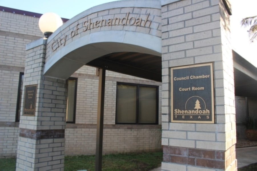 The Shenandoah City Council discussed changes proposed for a detention pond that would increase the cost of the project. (Hannah Zedaker/Community Impact Newspaper)
