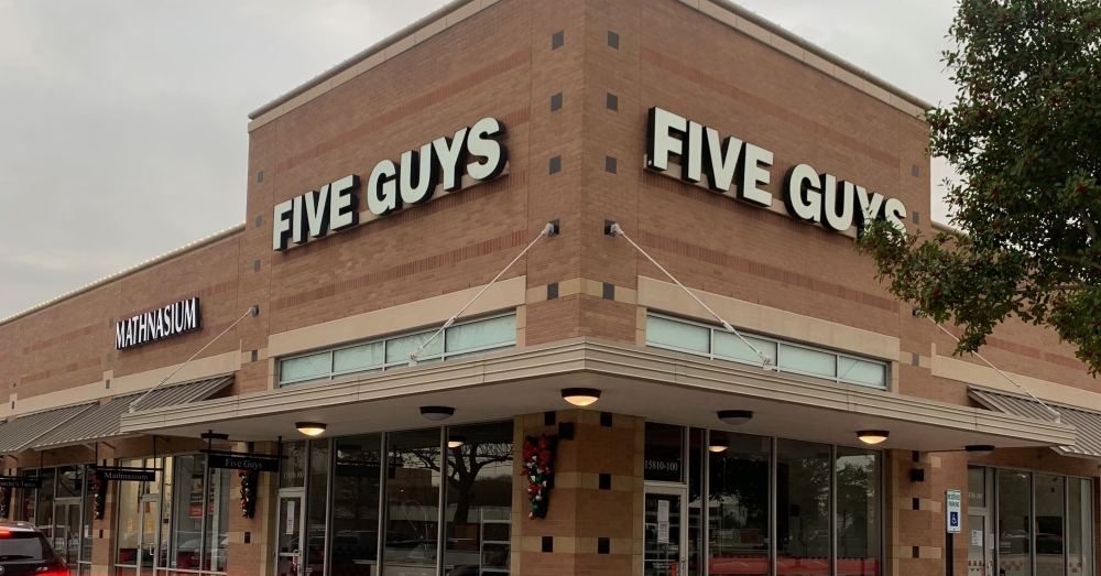 A Five Guys location in Sugar Land's Lake Pointe Village is temporarily closed. (Sierra Rozen/Community Impact Newspaper)