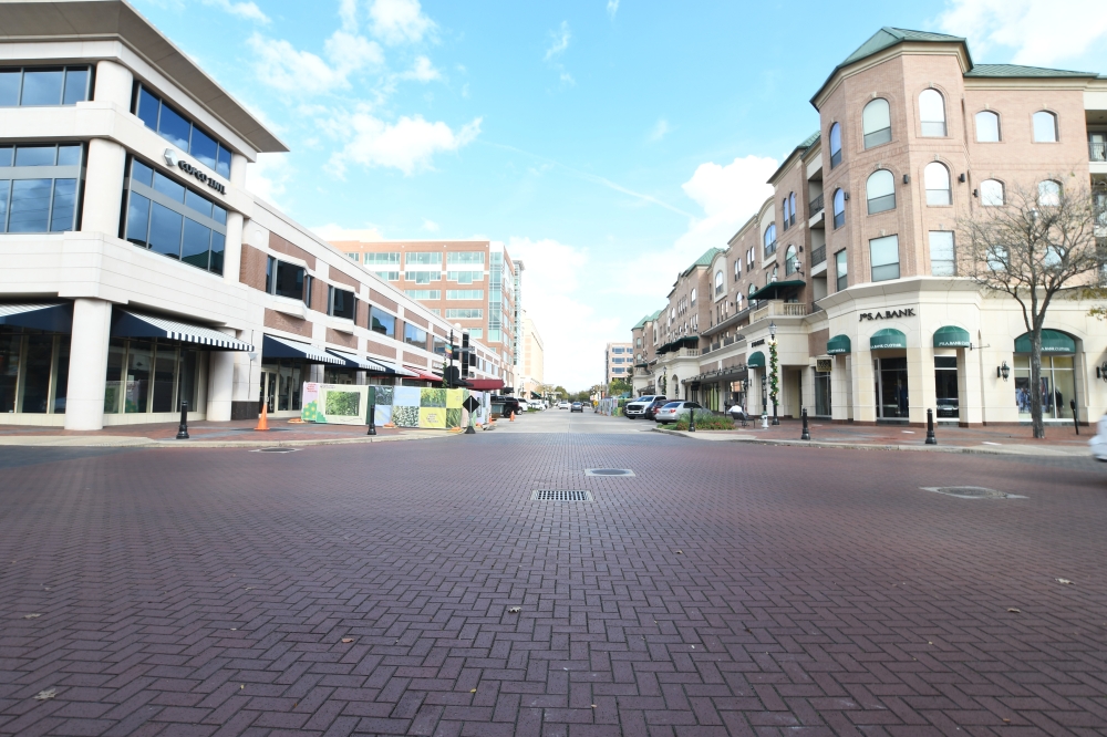 Landscaping Storefront Renovations And More Sugar Land Town Square