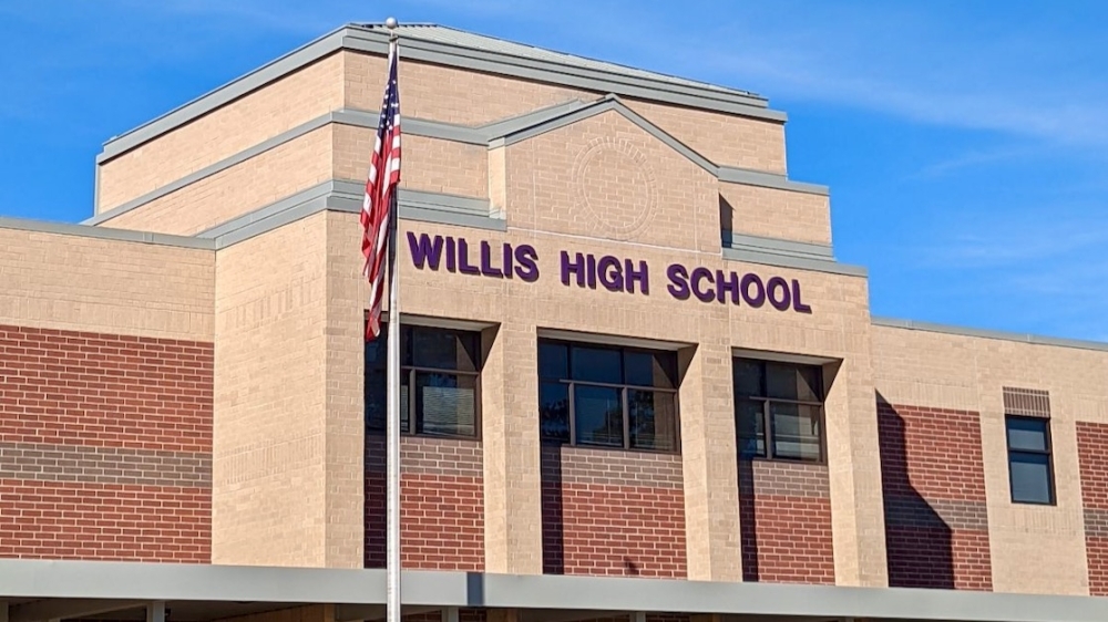 Willis Takes Student to School