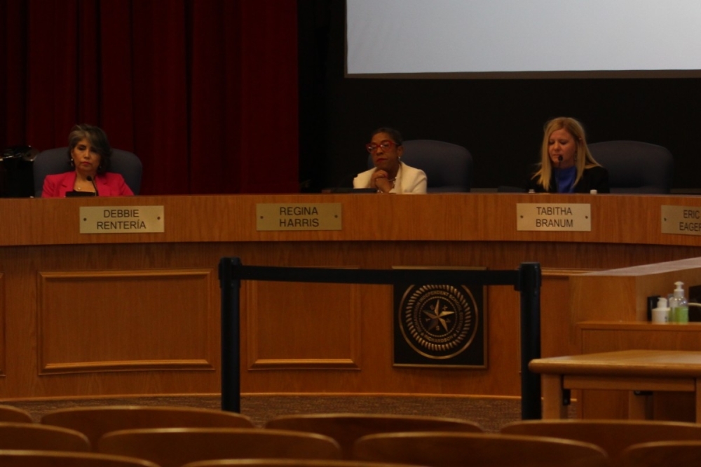 Richardson ISD board approves resolution requesting modified voting