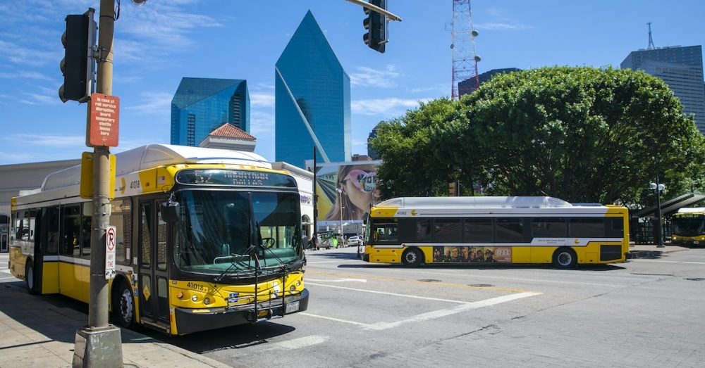 How to get to Northpark Center in Dallas by Bus or Light Rail?