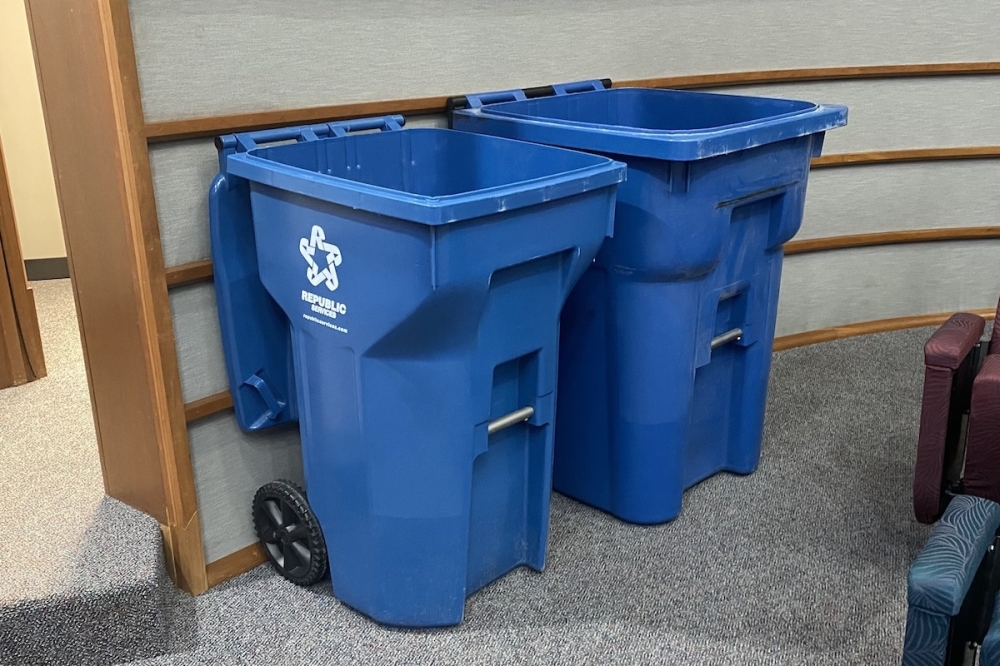 Town of Prosper on X: Starting Feb. 1, @RepublicService will be providing  solid waste services. Every household should have received a new 95-gallon  gray trash cart and a 95-gallon green recycling cart