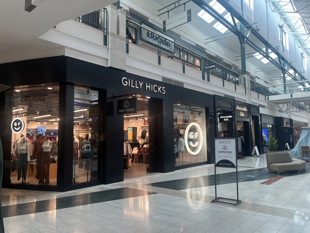 Hollister opens four Gilly Hick pop-up stores
