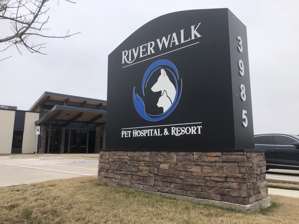 Riverwalk Pet Hospital and Resort offers pet care in Grapevine | Community  Impact