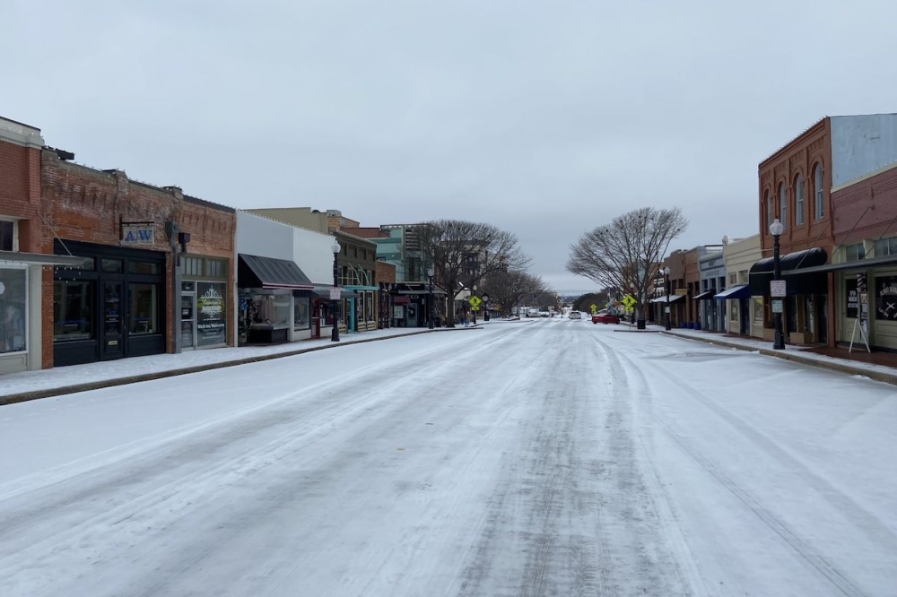 Plano issues update on closures, road conditions as winter weather