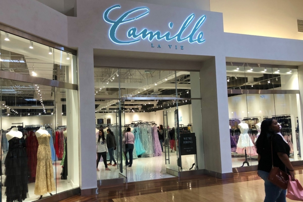 Dress shop Camille La Vie relocates within Grapevine Mills