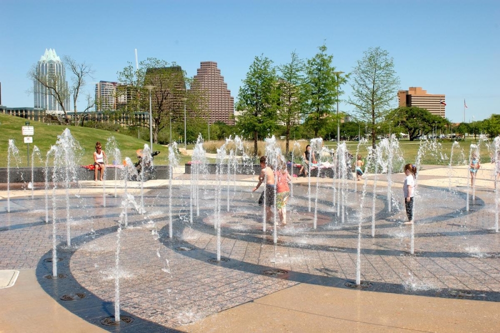 Guide: Cool off at these 19 Central Texas splash pads this summer