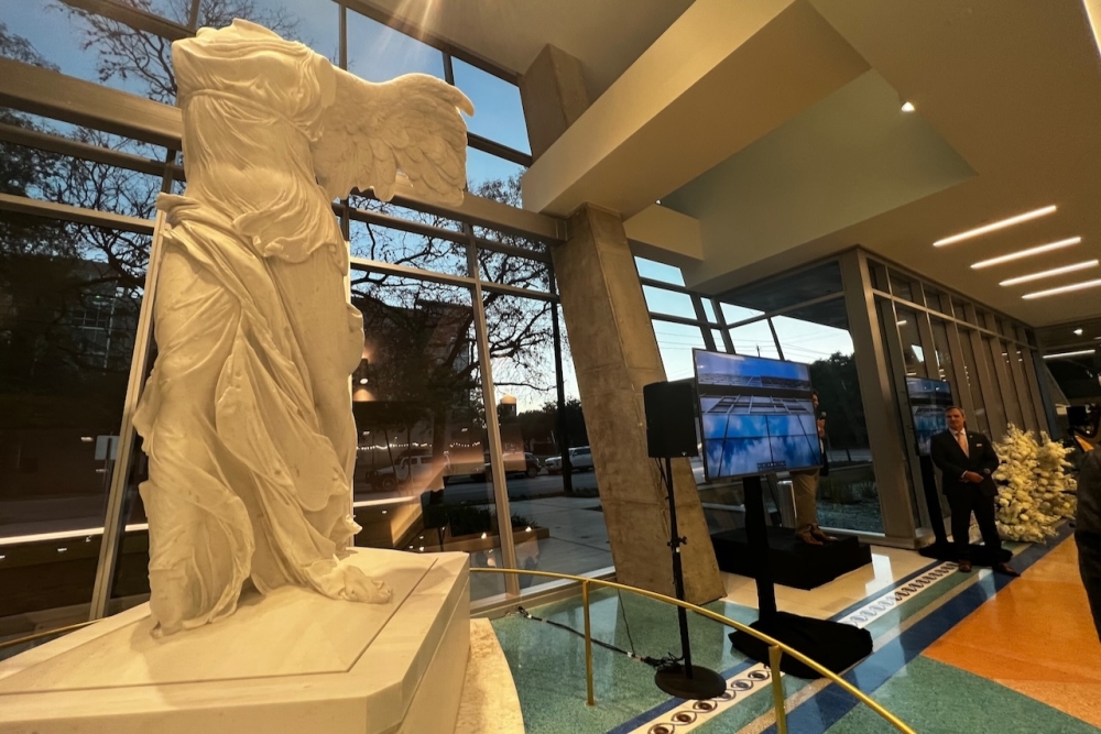 The interior of the medical building is influenced by Greek architecture and folklore, such as the Winged Victory of Samothrace. (Melissa Enaje/Community Impact)