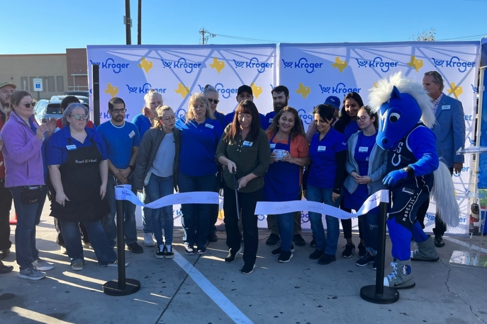 Kroger hosts grand reopening celebration in northeast Fort Worth