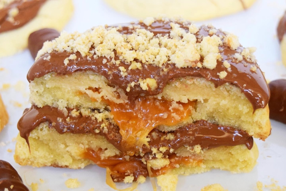 Some Crave Cookies recipes include stuffed centers like caramel or biscoff butter. (Courtesy Crave Cookies)