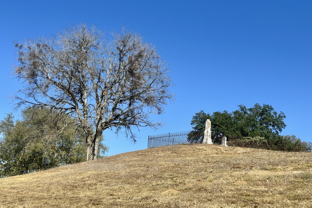 Fairview Cemetery is filled with the history of Bastrop. (Amanda Cutshall/Community Impact)