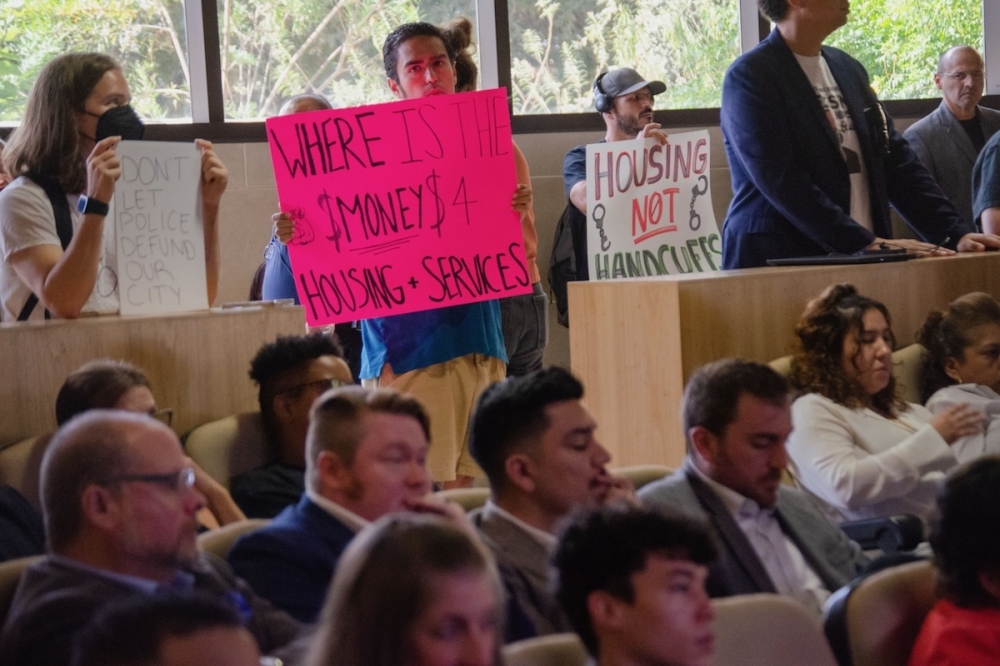 Hundreds of people turned out to testify for and against City Council's police contract vote Oct. 24. (Adrian Gandara/Community Impact)