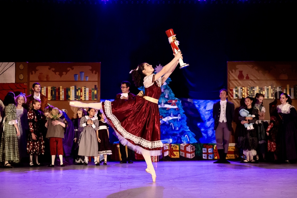 Vitacca Ballet and School for Dance presents The Nutcracker, a holiday experience for kids and adults. (Courtesy Lynn Lane/Vitacca Balle)