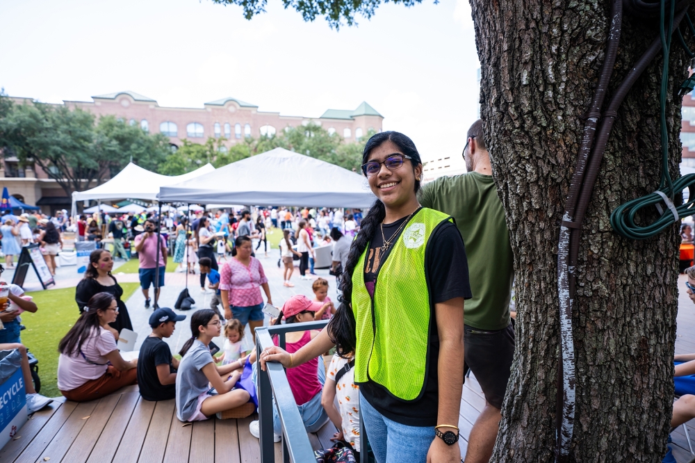 The city of Sugar Land offers opportunities for volunteers age 14 and older to assist different city departments, including the Parks and Recreation events team that puts on the annual July 4 and Christmas events. (Courtesy Serve Sugar Land)