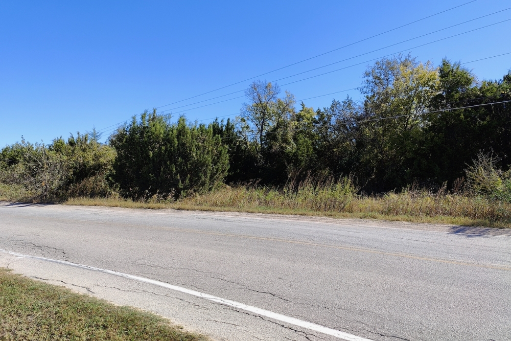 The Shaw Lane property is currently undeveloped. (Ben Thompson/Community Impact)