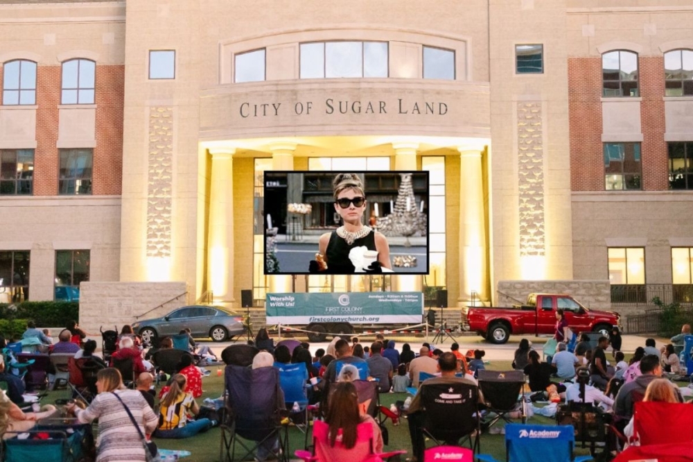 See a classic Christmas film at Sugar Land Town Square this December. (Courtesy Sugar Land Town Square)