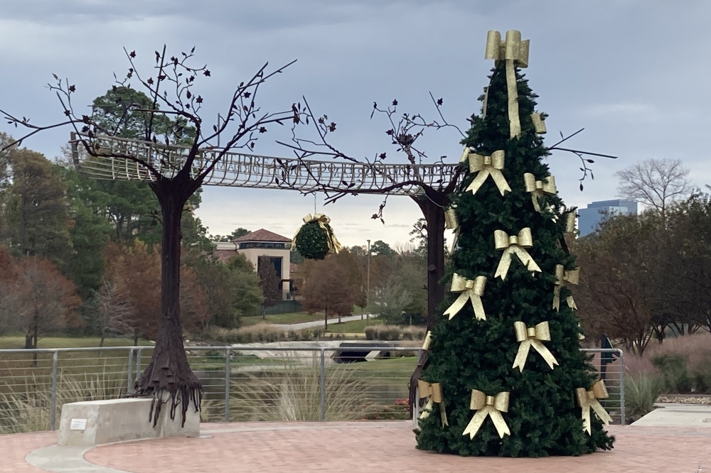 Holiday events planned in Hughes Landing in The Woodlands Community