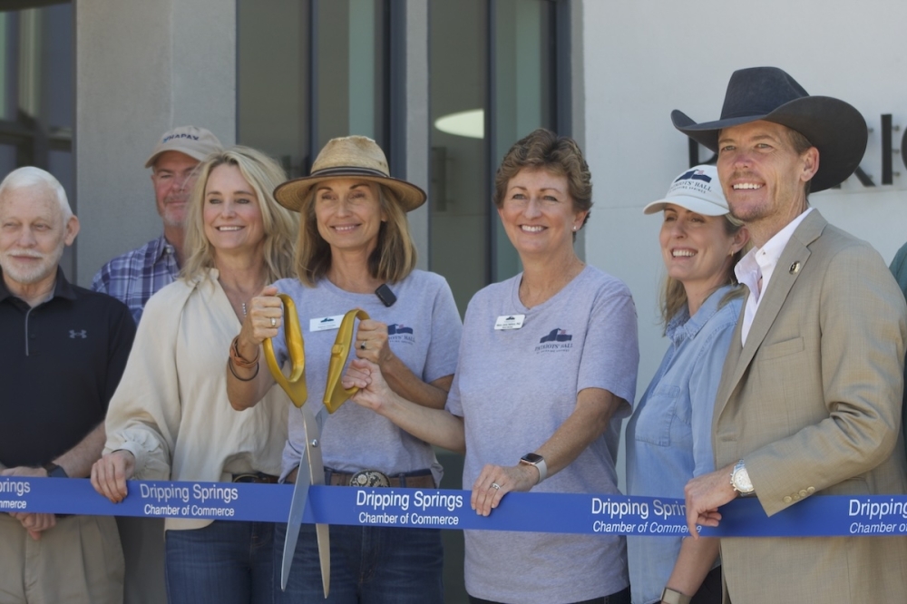 Patriots’ Hall of Dripping Springs and the Dripping Springs Chamber of Commerce celebrated its grand opening with a ribbon-cutting ceremony Oct. 3. (Elle Bent/Community Impact)