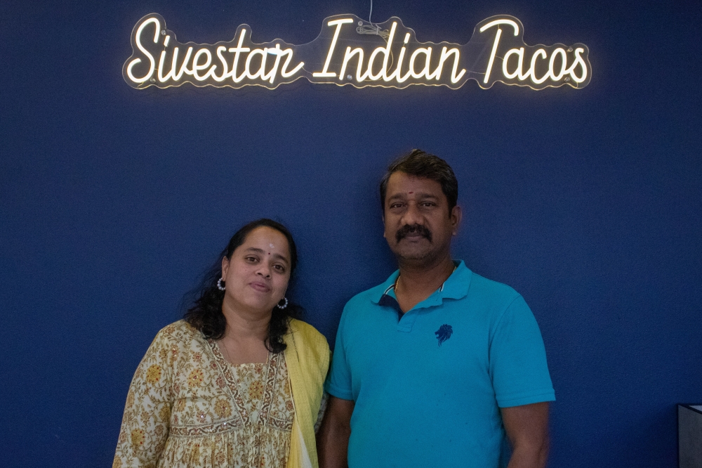 Pandiyan Kaliyamoorthy and his wife, Thalia, combined their children’s names, Sivarithikaa and SivaShankar, with the “star” symbol associated with Texas to create the name “Sivestar” for the restaurant. (Elisabeth Jimenez/Community Impact)