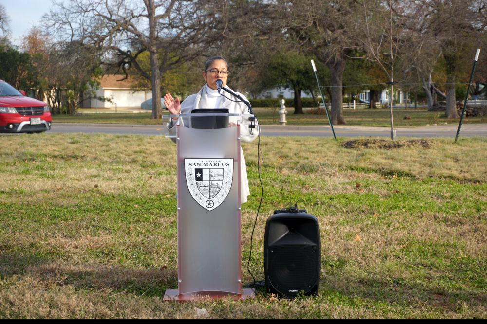 Zuleika Morales-Romera, field office director for the U.S. Department of Housing and Urban Development’s San Antonio Field Office, spoke about the significance of completing the project at the ribbon cutting. (Sierra Martin/Community Impact)