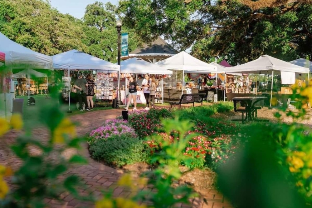 This market features live music, a food court and a variety of local vendors. (Courtesy Jacob Kitchens Photography)