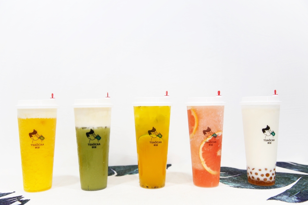 Tsaocaa offers more than 100 different drinks, including milk tea, fruit tea, pure tea, non-alcoholic mojitos and slush beverages. (Courtesy Tsaocaa)