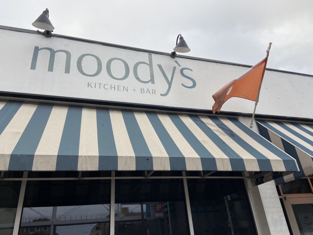 Moody's Kitchen and Bar, located on The Drag, closed its doors in January 2025. (Sarah Hernandez/Community Impact)