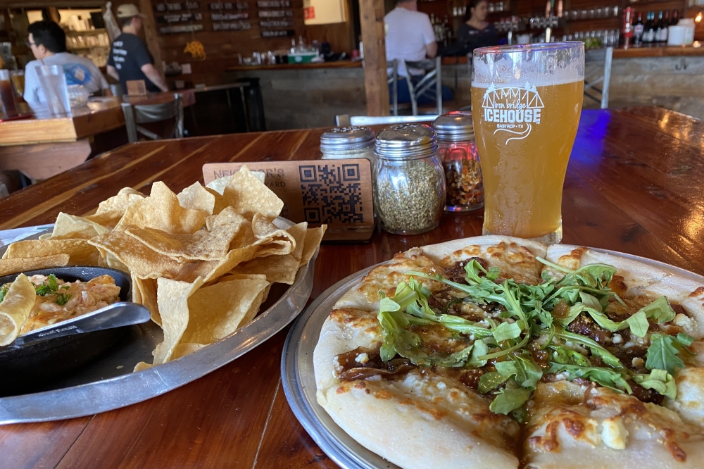 'Gettin' Figgy Wit It' pizza and 'Comeback Dip' is available at Neighbor's Kitchen and Yard. (Community Impact staff)