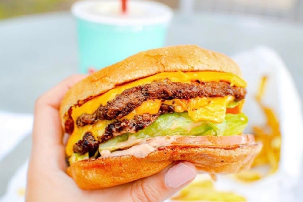 The eatery capitalizes its use of fresh, quality ingredients, such as 100% black angus beef without hormones and antibiotics, hand-cut Idaho Burbank potatoes cooked only in canola oil, handspun milkshakes, and lemonade and orange juice made from freshly-squeezed citrus. (Courtesy P. Terry's Burger Stand)