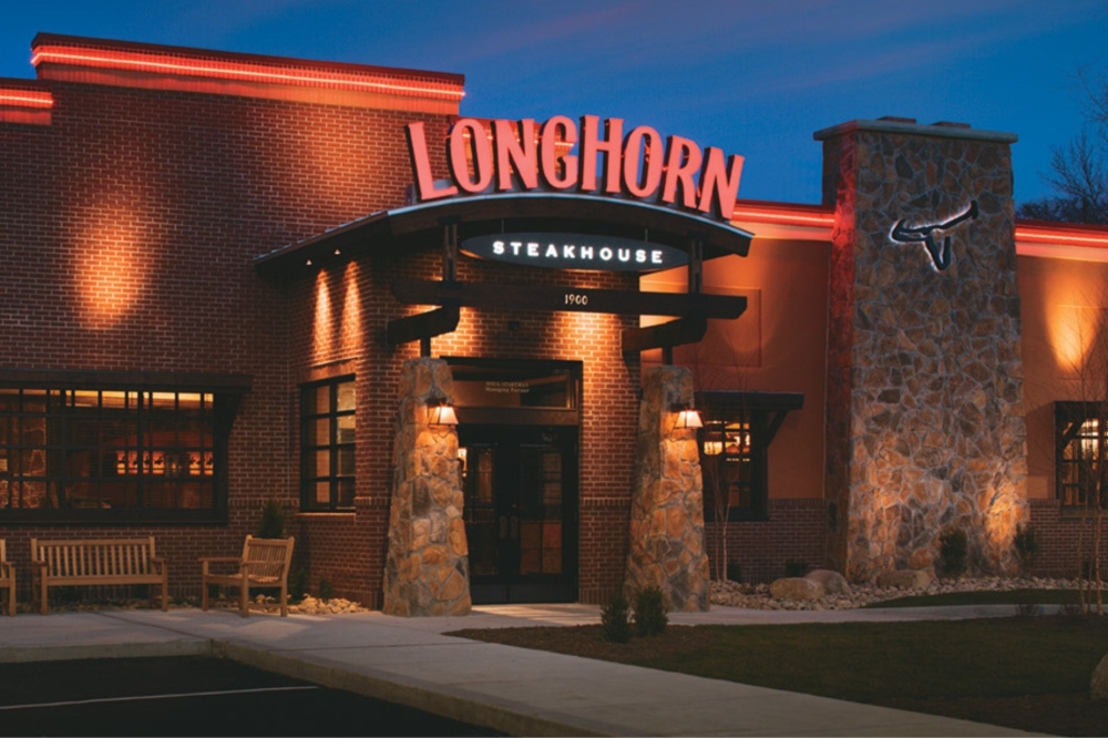 LongHorn Steakhouse serves a variety of fresh-cut steaks, seafood, chicken, lamb and more. (Courtesy LongHorn Steakhouse)