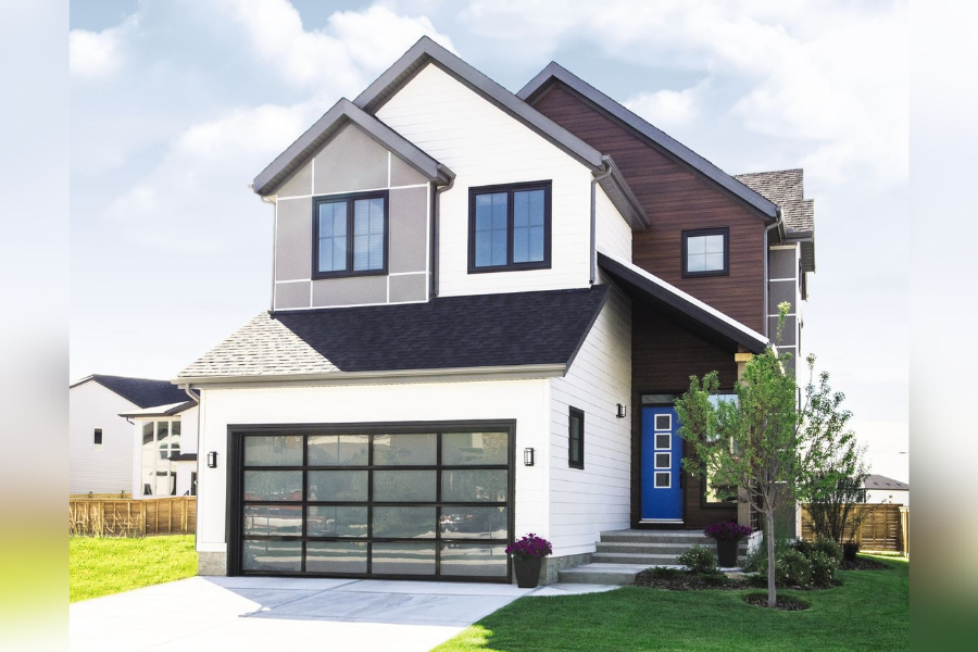 Garage door done on residence by Wayne Dalton Sales and Service of Houston